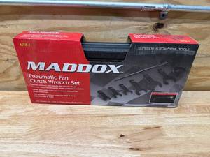 lot 196 image: MADDOX Pneumatic Fan Clutch Wrench Set (08072573)