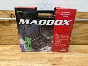 lot 29 image: MADDOX Front Wheel Drive Bearing Remover and Installer Kit, 21 Piece (080725120)