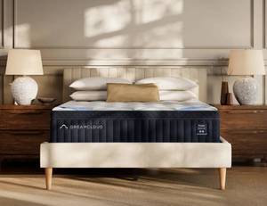 lot 7 image: DreamCloud Premier Rest 14 King Size Mattress