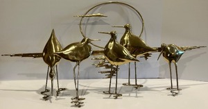 lot 30 image: Vintage Bijan Brass Coastal Sandpiper Bird Wall Art Sculpture
