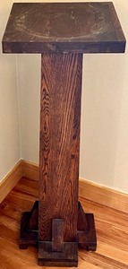 lot 100 image: Vintage Solid Wood Pedestal Stand