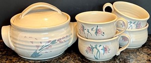 lot 109 image: Rustic Stoneware Soup Tureen & Bowl Set with Floral Design