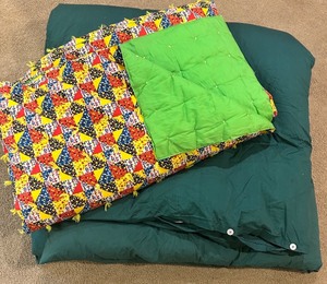 lot 83 image: Handmade Patchwork Quilt with Teal Button-Up Duvet Comforter
