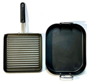 lot 124 image: Calphalon 2-Piece Roasting Pan and Square Grill Pan Set