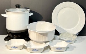 lot 132 image: Collection of Cooking and Serving Dishes including 4 Vintage Corning Ware Bowls with lid, Corning Wear Baking Dish, Swiss Fire Gel