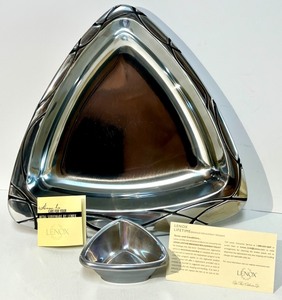 lot 147 image: Lenox Metal Chip and Dip Serveware NIB