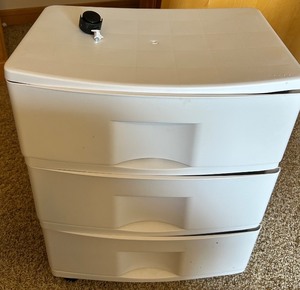 lot 205 image: 3-Drawer Plastic Storage Unit on Wheels