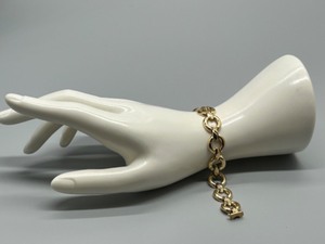 lot 5 image: 14K Gold Bracelet with Interlinked Oval Design 13.3g