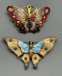 lot 70 image: Set of 2 Vintage Florenza Butterfly Brooches with Enamel Designs