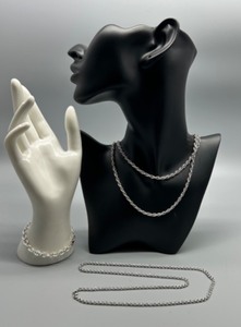 lot 118 image: Sterling Silver Chain Necklace and Bracelet Set