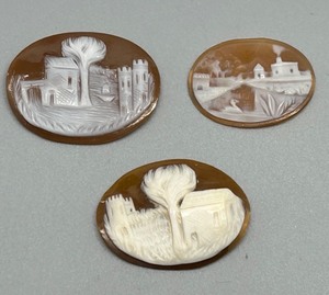 lot 129 image: Set of 3 Vintage Cameo Brooches with Scenic Carvings