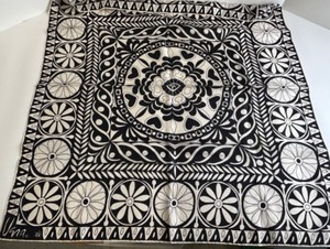 lot 145 image: Vintage VERA NEUMAN Ladybug Black and White Scarf Made in Japan