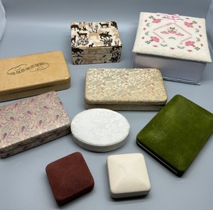 lot 174 image: Vintage Collection of 9 Assorted Decorative Jewelry Boxes