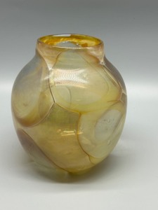 lot 219 image: Unique Handblown Art Glass Vase with Artists Signature
