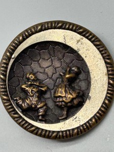 lot 234 image: Rare Antique Brass Story Button with Flamenco Dancing Figures Diorama Relief