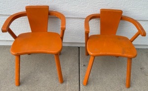 lot 266 image: Set of 2 Vintage Retro 60s Orange Wooden Kids Chairs