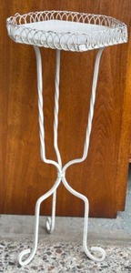 lot 239 image: Vintage White Metal Plant Stand with Twisted Legs