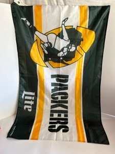 lot 349 image: Green Bay Packers Flags Nylon 29 x 49 Outdoor Double Sided