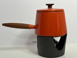 lot 350 image: Vintage MCM 1960s COPCO Red Orange Enameled FONDUE Set with Cast Iron Burner Base