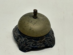 lot 376 image: Antique Metal Store Counter  Desk Bell with Ornate Base