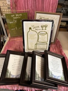 lot 296 image: Lot of 8 Classic Simple Picture Frames Black and Gold Used for Wedding Event