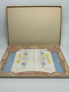 lot 365 image: MCM vtg HAND Embroidered Pillowcases Applique Madeira New in Box  42 X 36 Pair