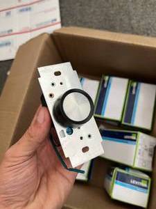 lot 143 image: Leviton 6616 Black Trimatron Rotary Fan Speed Control  5A, 120V AC