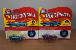 lot 39 image: 2 Hot Wheels Authentic Commemorative Replicas with Buttons