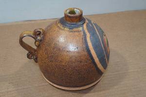 lot 103 image: Vintage Clay Pottery