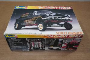 lot 132 image: Revell Street Demons 54 Chevy 125 Scale Model Building Kit