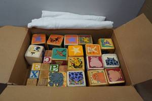 lot 139 image: Assorted Vintage Childrens Blocks