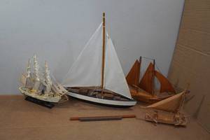 lot 154 image: Vintage Ship Models