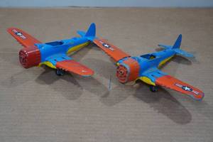 lot 211 image: 2 Vintage Hubley Toy Metal Airplanes
