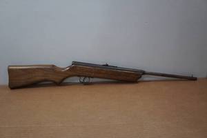 lot 233 image: Vintage BB Gun