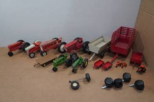 lot 238 image: Assorted Vintage Toy Tractors
