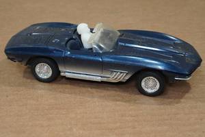 lot 242 image: GM Design Center Mako Shark Corvette Plastic Model