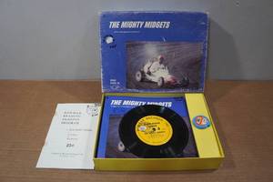 lot 265 image: The Mighty Midgets Bowmar Reading Incentive Program Vinyl Record