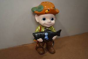 lot 280 image: Vintage Smiley Boy Fisherman 1st Place 11 Ceramic Statue