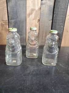 lot 20 image: 3 Vintage Grapette Family Beverage Syrup Jars