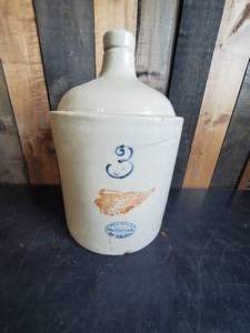lot 67 image: #3 Red Wing Crock in Good Condition