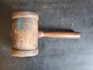 lot 71 image: Antique Wooden Hand Held Mallot