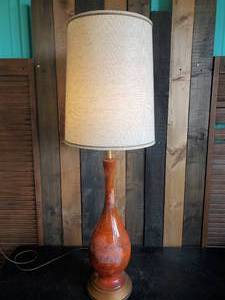 lot 78 image: Vintage Large Orange and Gold Desktop Lamp Working