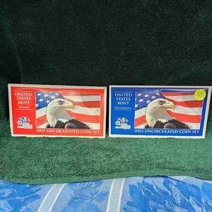 lot 30 image: 2003 P & D Mint Sets
