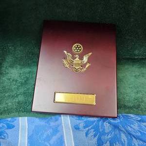 lot 93 image: 2009 US Gallery Presidential Coin Set