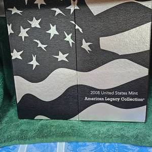 lot 97 image: 2008 Bald Eagle Sillver Dollar Legacy Set