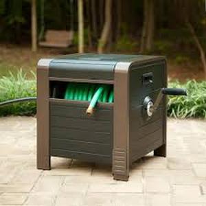 lot 30 image: LIBERTY GARDEN 200 ft. Bronze Steel Elegant Hose Box Garden Hose Reel Customer Returns See Pictures
