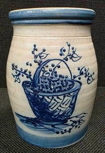 lot 199 image: Rowe Pottery Works Utensil Jar