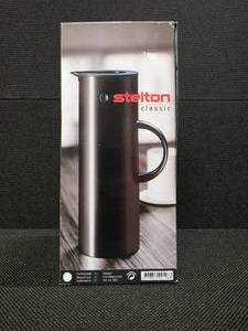 lot 217 image: Stelton Classic Vacuum Jug