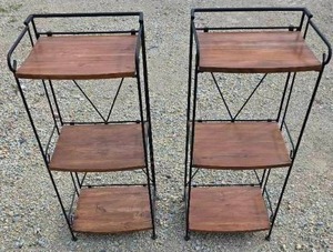 lot 225 image: 2 Three-teir metalwood shelving units