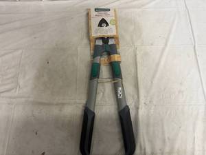 lot 20 image: Gardenline Telescopic Bypass Lopper